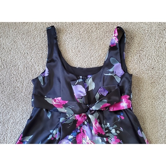 Floral Dress - Picture 5 of 5